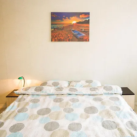 Stambolov - Excellent Location